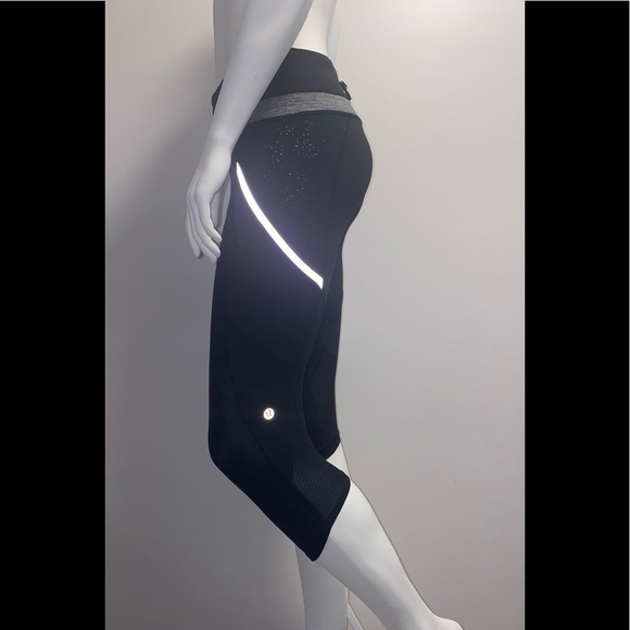 Lululemon Crop Workout Pants - Picture 2 of 4